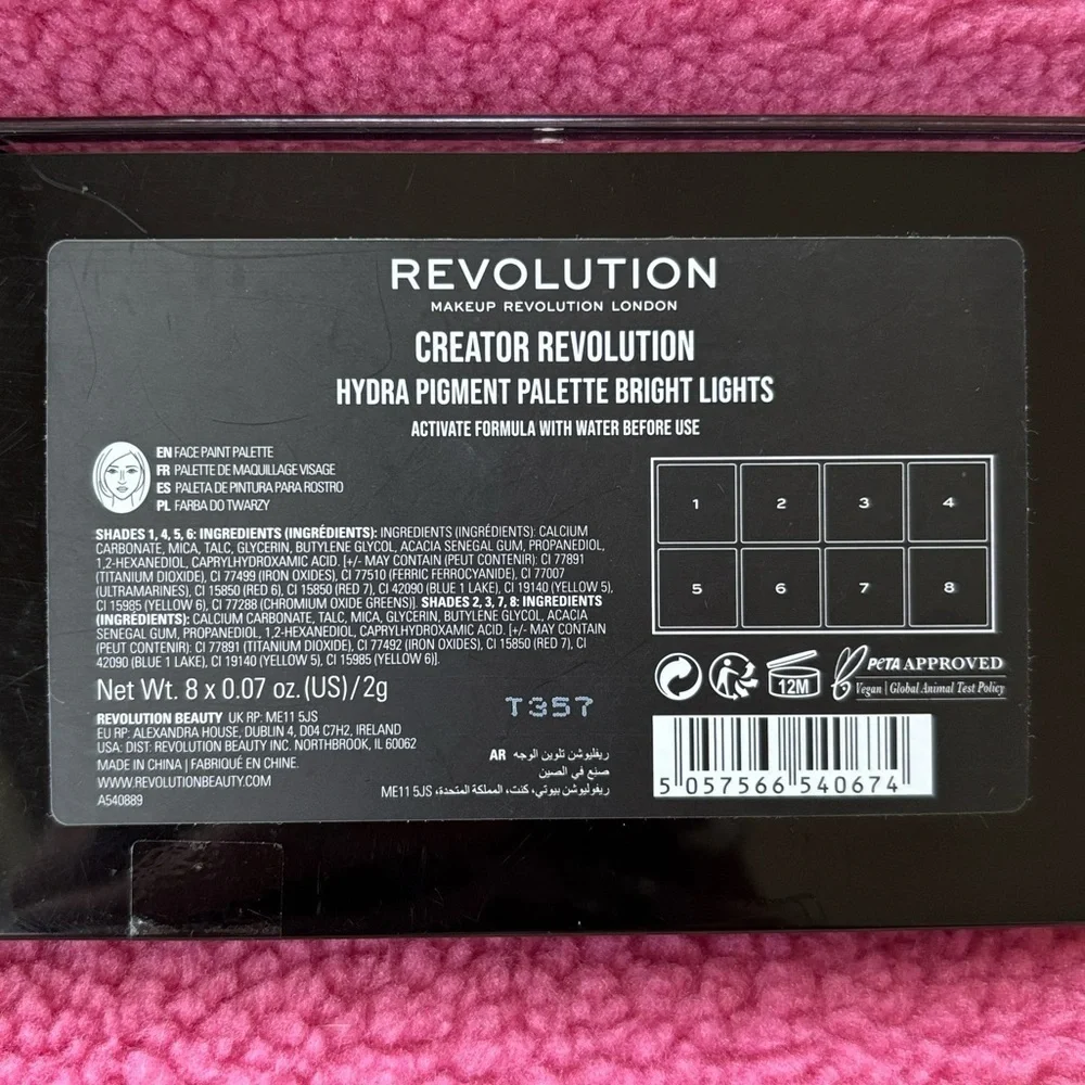 Makeup Revolution Set Foundation Baking Powder Oil Creator Bright Lights Palette